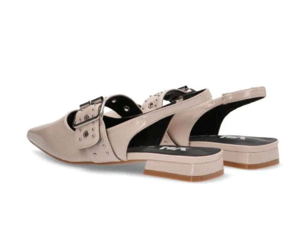 XTI beige patent shoes - Bluebell and Willow