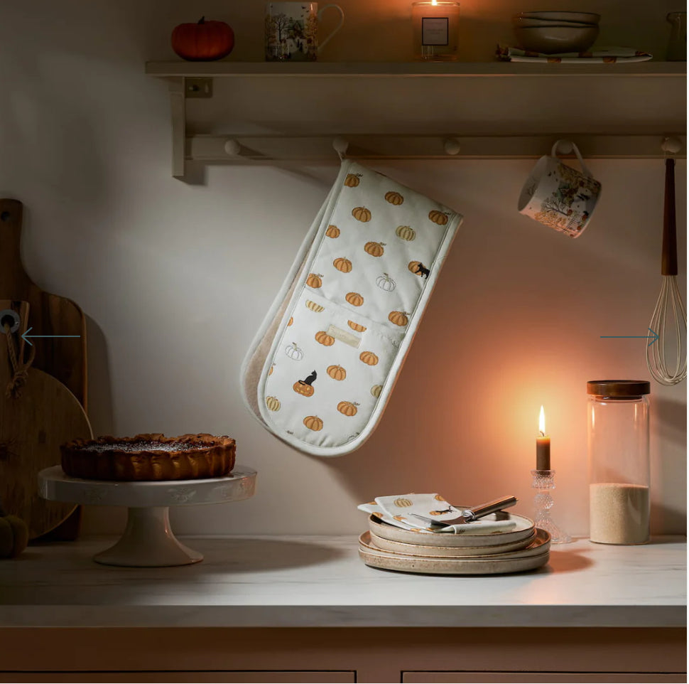 Sophie Allport Trick or Treat Double Oven Glove - Bluebell and Willow