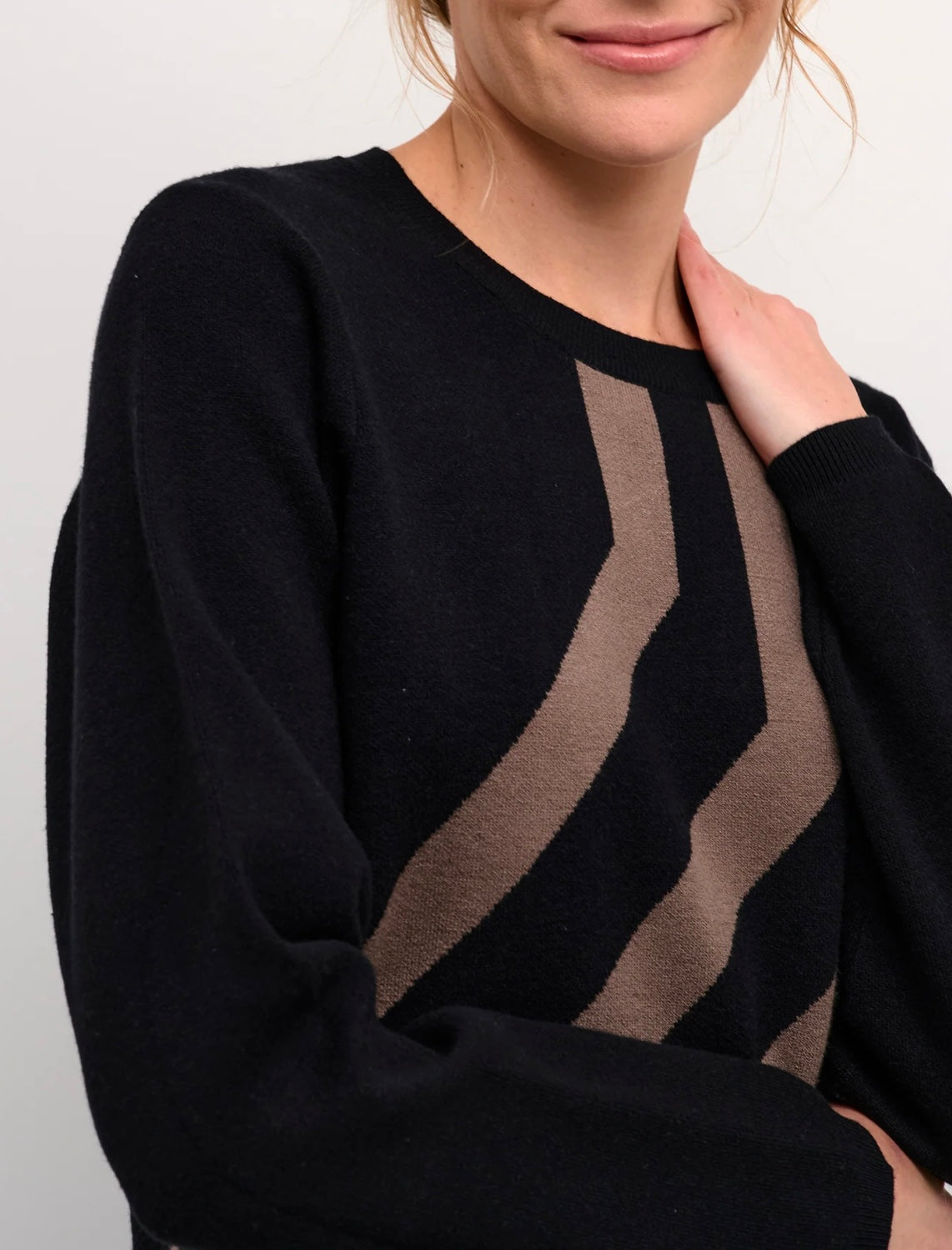 Aicha Jaquard Jumper - XS - Bluebell and Willow