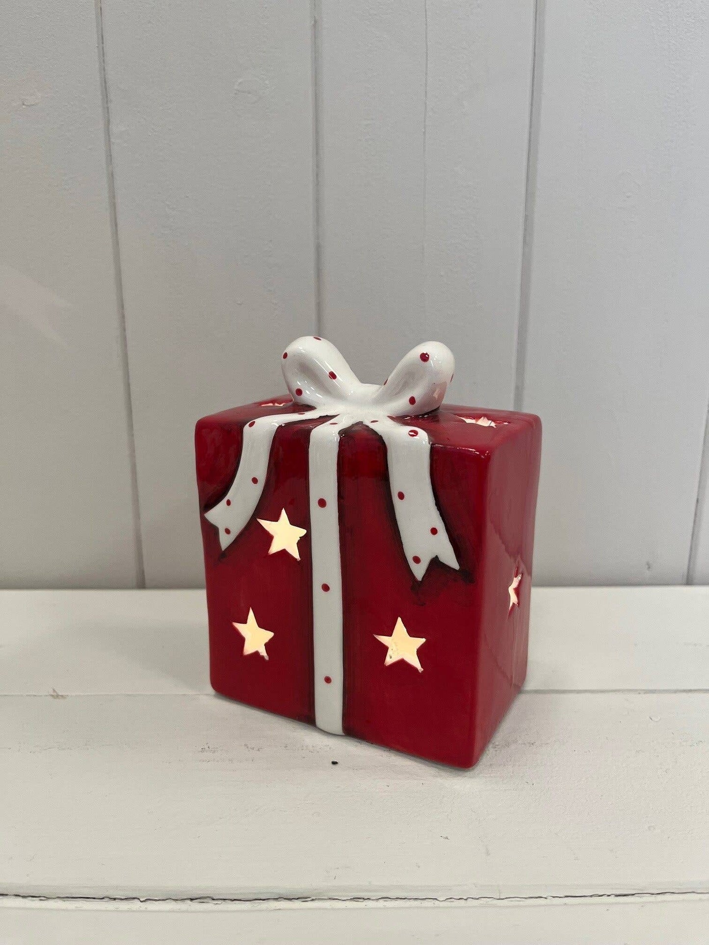 Red/White Ceramic Present With Led