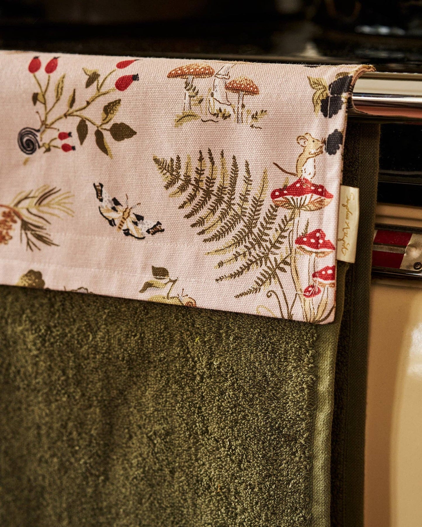 Autumn Forage Roller Hand Towel