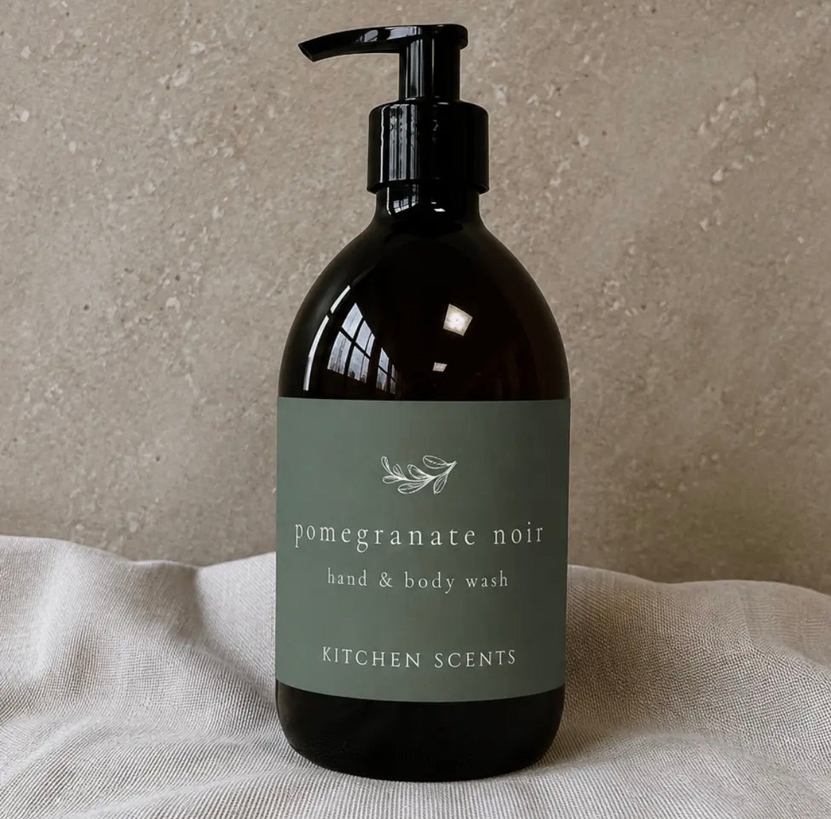 Pomegranate Noir Hand & Body Wash - Bluebell and Willow