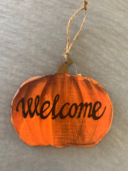 Welcome Pumpkin Hanger - Bluebell and Willow